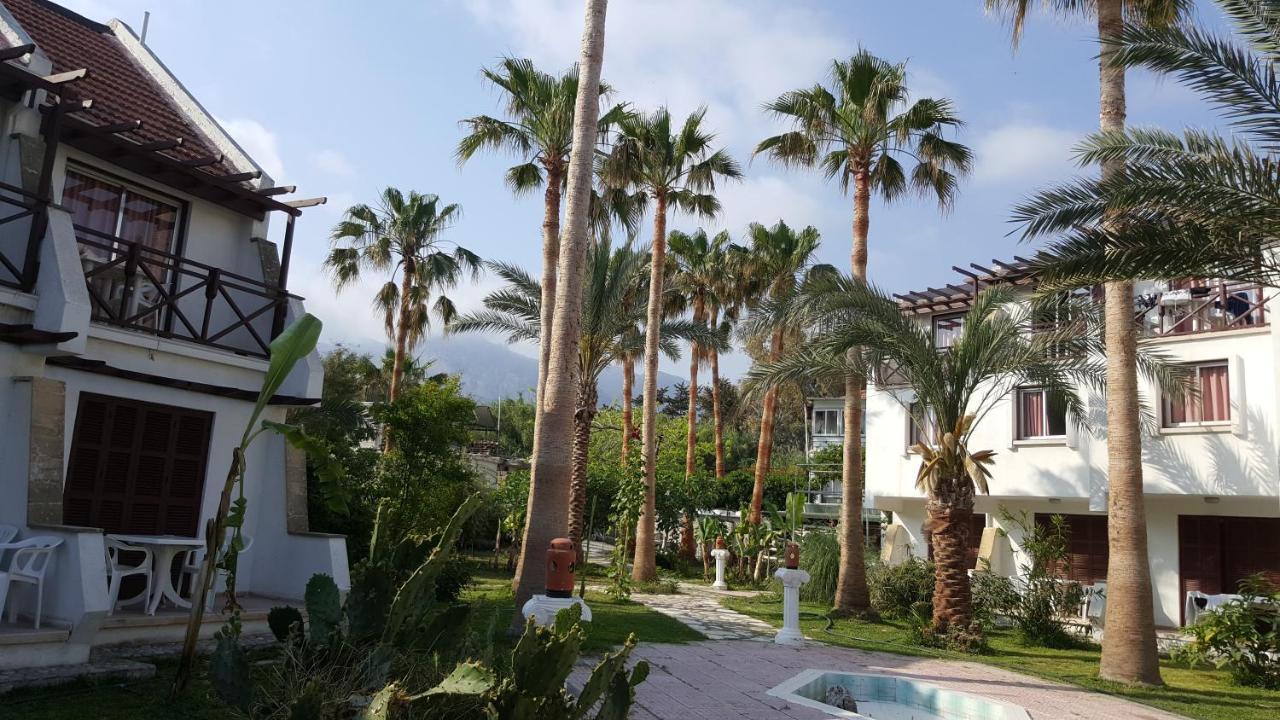 Topset Hotel Kyrenia  Bagian luar foto